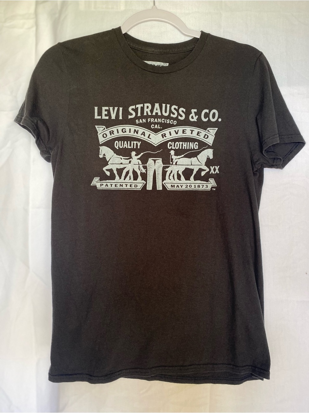 Levi's (R) Graphic Logo Crew Neck Short Sleeve Black Men's T-Shirt Size Small